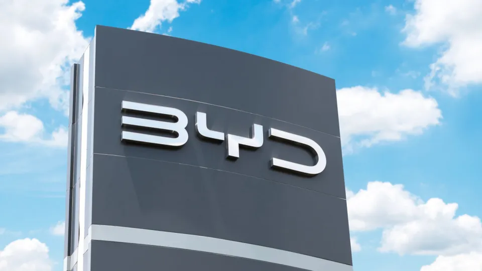 Governo brasileiro suspende novos vistos para trabalhadores da BYD na Bahia