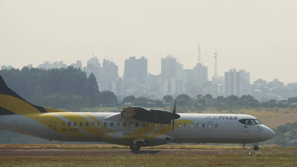 Avião da Voepass retorna a Ribeirão Preto devido a problema técnico em voo