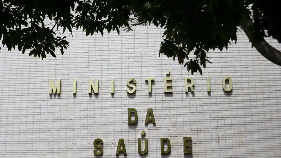 A sigla alega que o governo realiza transferências sem critérios claros, assemelhando-se a emendas vetadas.