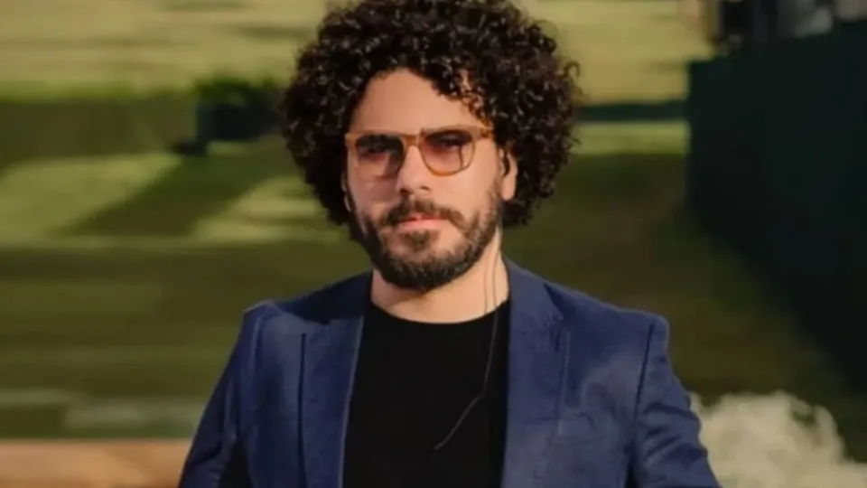 Flávio de Castro Souza, que não é visto desde 26 de novembro, foi flagrado por câmeras, mas seu destino permanece incerto.