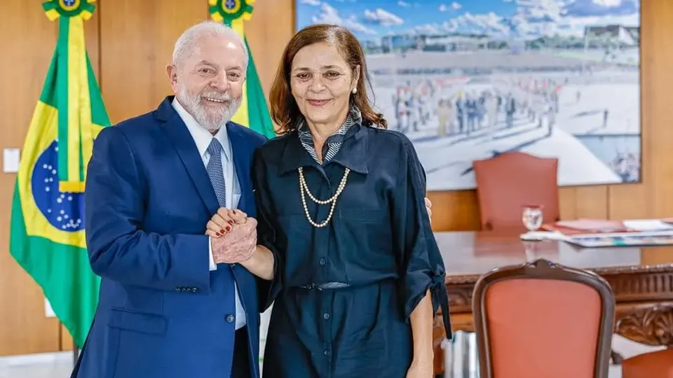 O governo brasileiro optou por enviar a embaixadora em Caracas para a posse de Nicolás Maduro, marcada para 10 de janeiro.