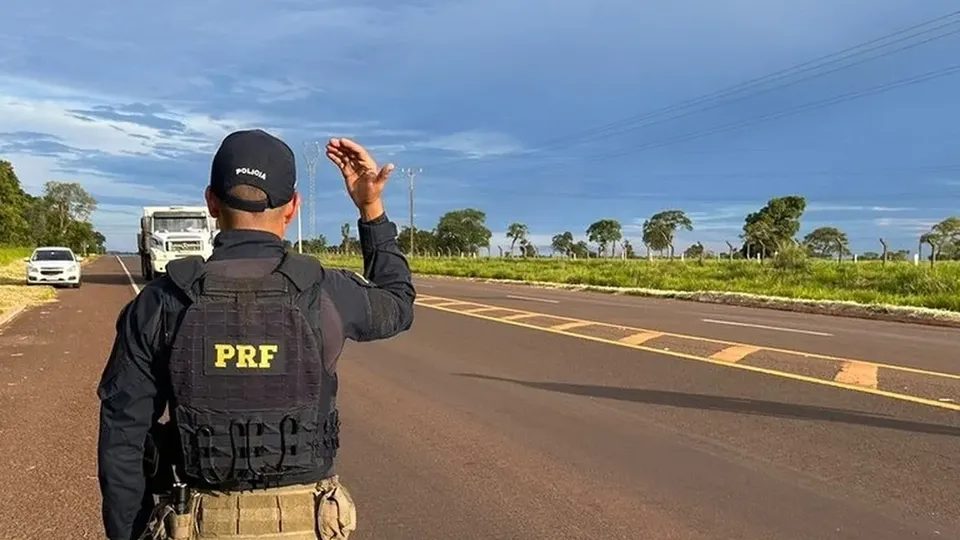 Balanço da PRF revela queda de acidentes e mortes nas rodovias federais durante o Ano Novo