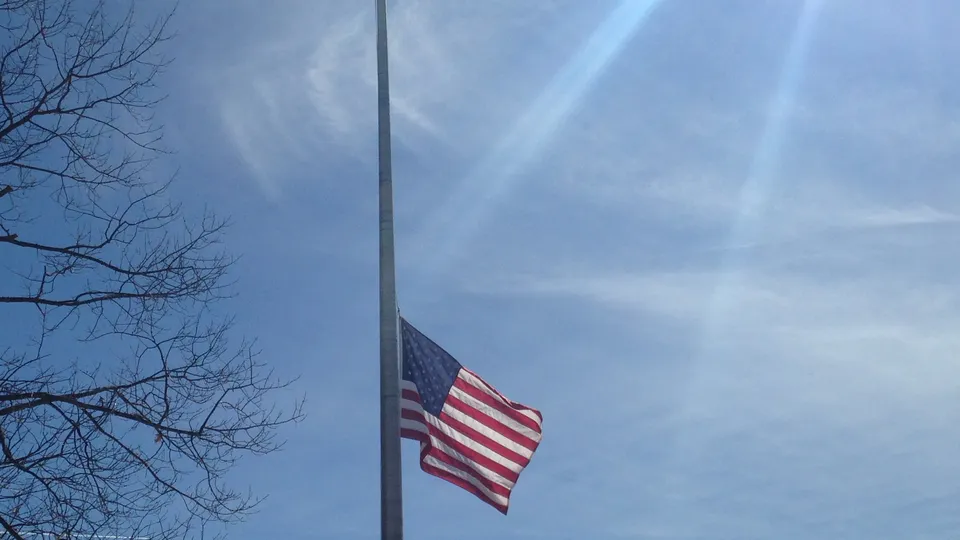 O ex-presidente Donald Trump criticou a homenagem ao falecido Jimmy Carter, que morreu em 29 de dezembro. Entenda o contexto.