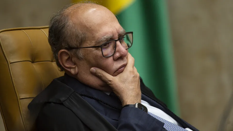 Gilmar Mendes suspende processos sobre Funrural até STF decidir sobre R$ 21 bilhões