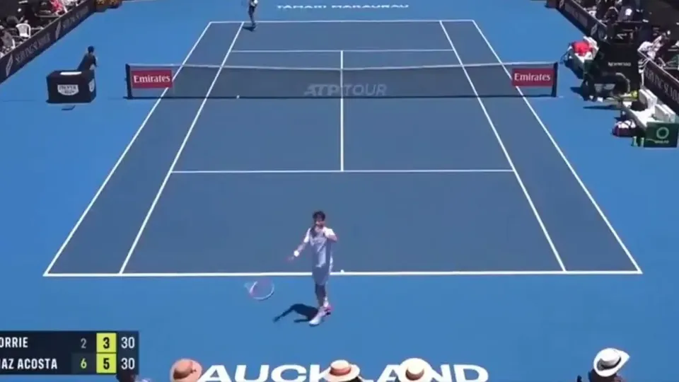 Atitude antidesportiva ocorreu durante partida válida pelo Australian Open