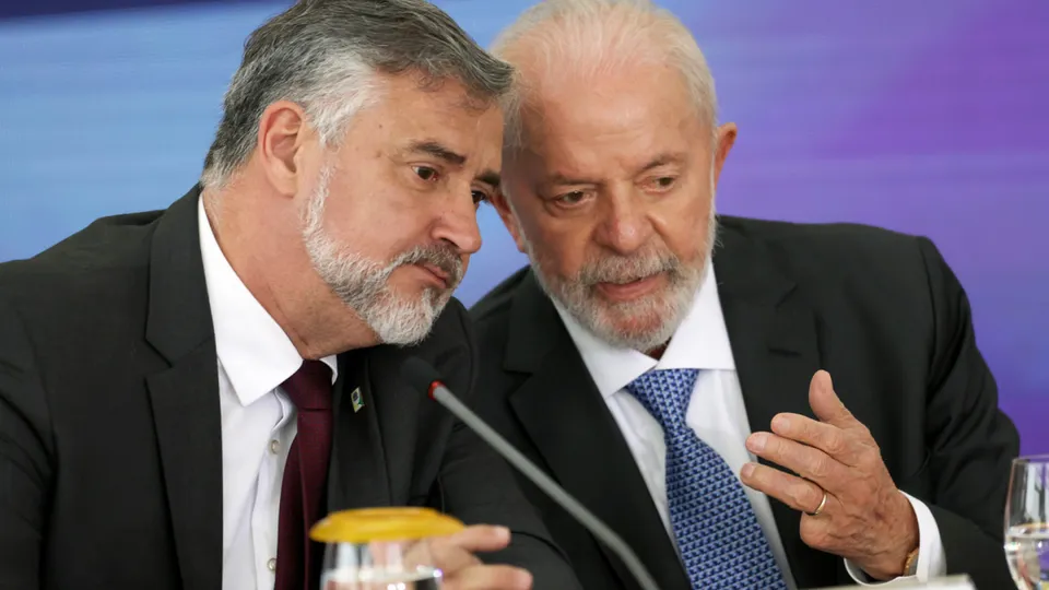 O publicitário Sidônio Palmeira assume a Secretaria de Comunicação Social após críticas à gestão de Pimenta.