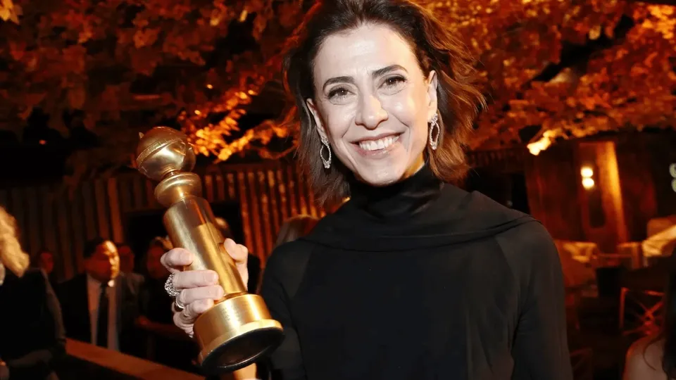 Fernanda Torres conquista Globo de Ouro e aumenta chances no Oscar 2025