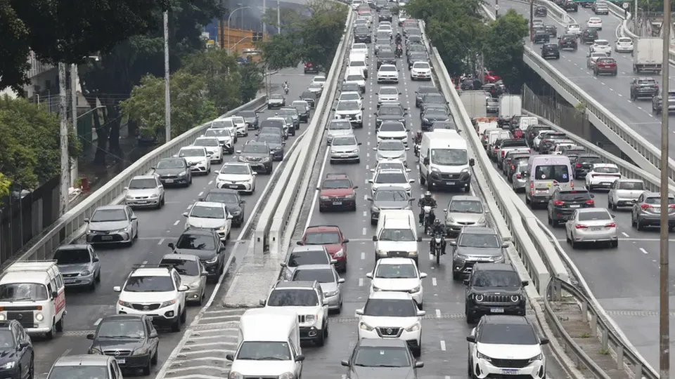 Rodízio de veículos em São Paulo retorna na próxima segunda-feira, 13 de janeiro