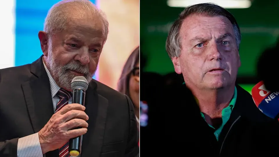 Ex-presidente Jair Bolsonaro critica fala de Lula sobre amor e família em ato no Planalto.