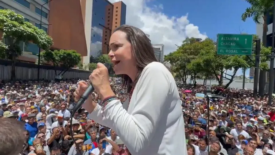 María Corina Machado é libertada após sequestro durante manifestação na Venezuela