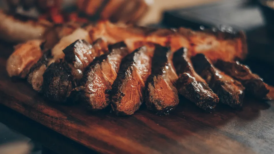 Alta de 20,8% no preço da carne em 2024 é a maior em cinco anos; entenda os motivos