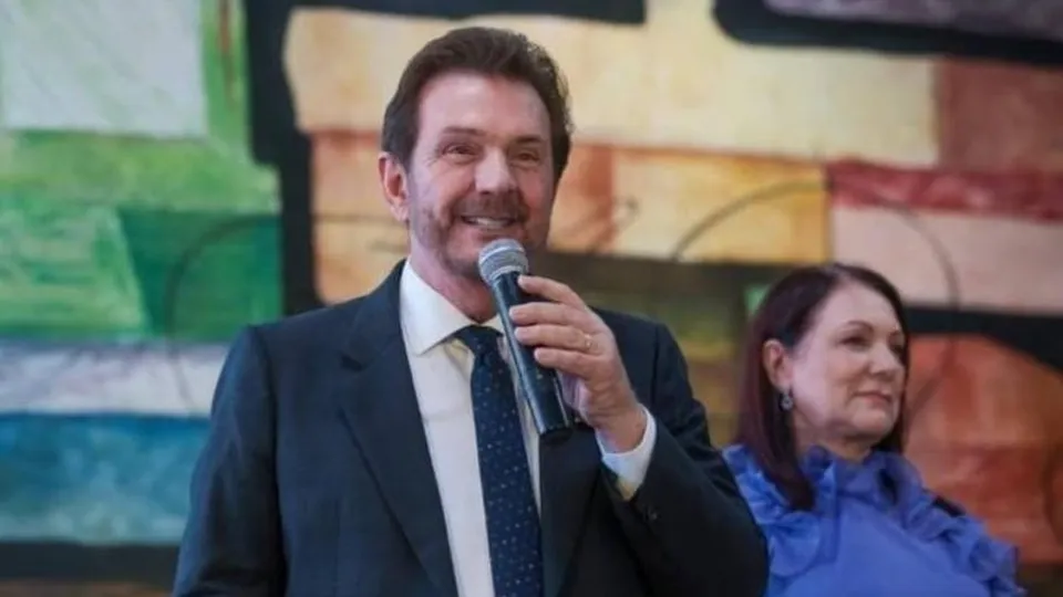 Alberto Mourão (MDB) designa genro, sobrinha e neto para cargos na prefeitura em seu sexto mandato.
