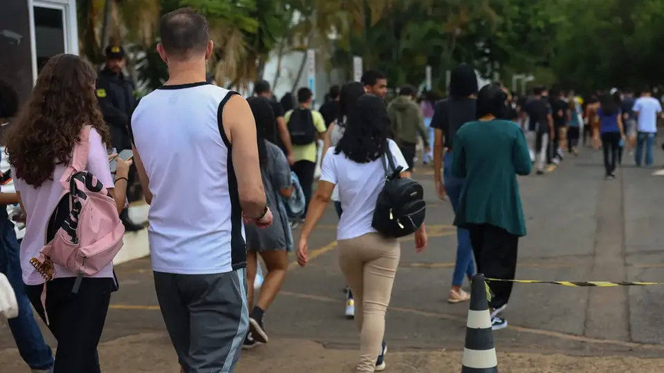 Estudantes poderão acessar as notas a partir das 10h, com coletiva de imprensa em seguida.