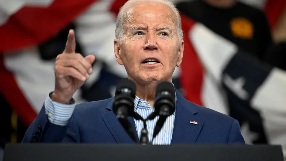 Com a saída de Biden, novas regras entram em vigor para limitar acesso a tecnologia avançada.