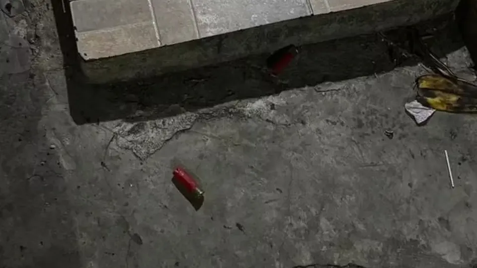 A Polícia Civil investiga a motivação dos assassinatos, que pode estar ligada ao tráfico de drogas na Zona Norte da capital pernambucana.