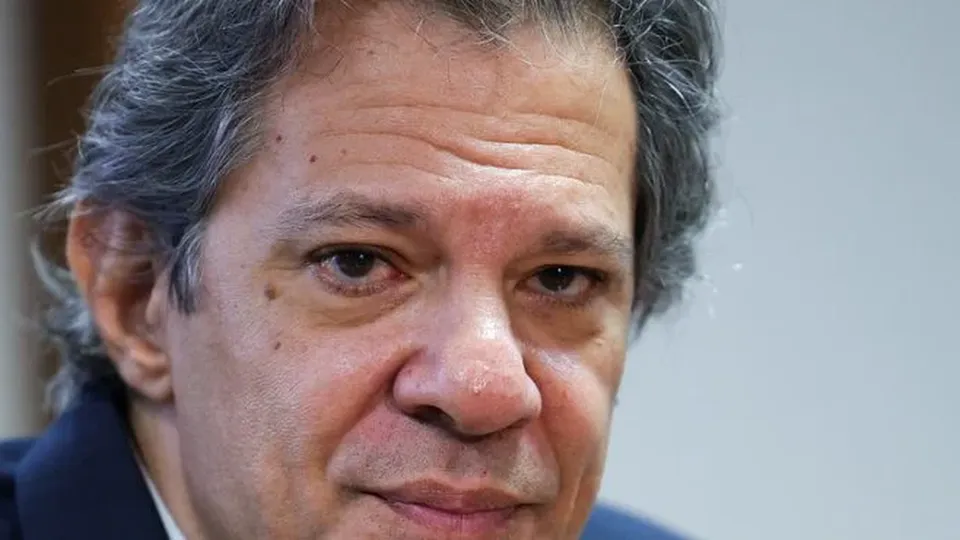 Estimativa do governo indica que renegociação pode impactar a dívida pública em cinco anos, mas não afeta metas fiscais.