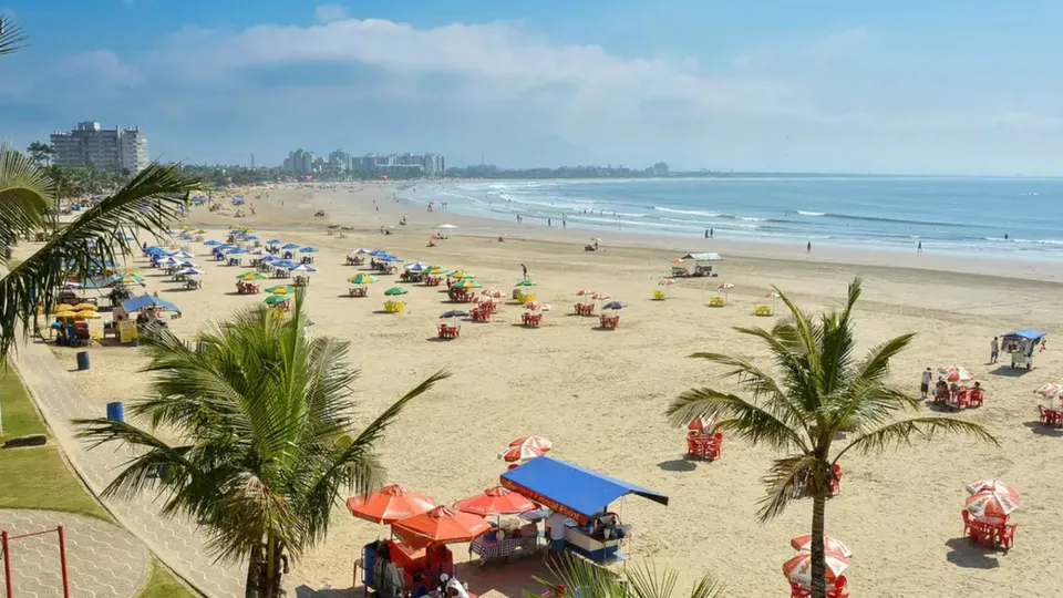 Praias e natureza lideram preferências de turistas brasileiros, revela pesquisa