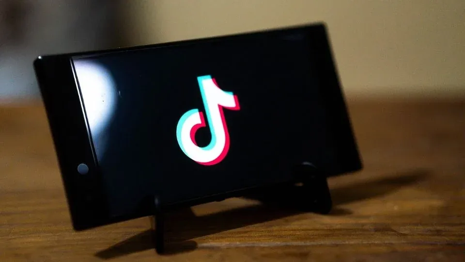 TikTok pode encerrar operações nos EUA neste domingo devido a nova lei