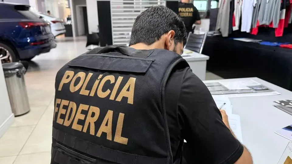 Polícia Federal e Receita Federal atuam contra grupo que sonegava impostos e lavava dinheiro