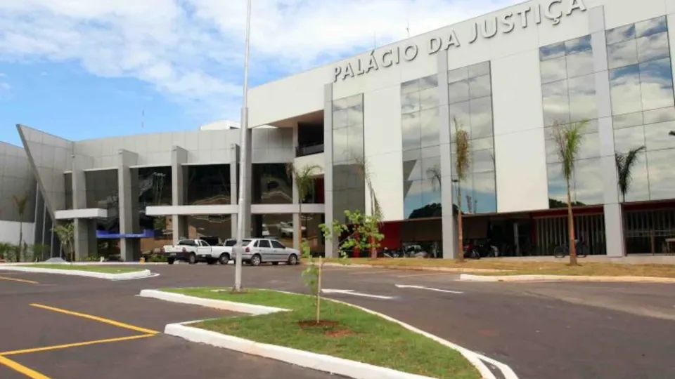Após declaração de Mauro Mendes, magistrados se sentem desrespeitados e Tribunal de Justiça pede respeito ao devido processo legal.