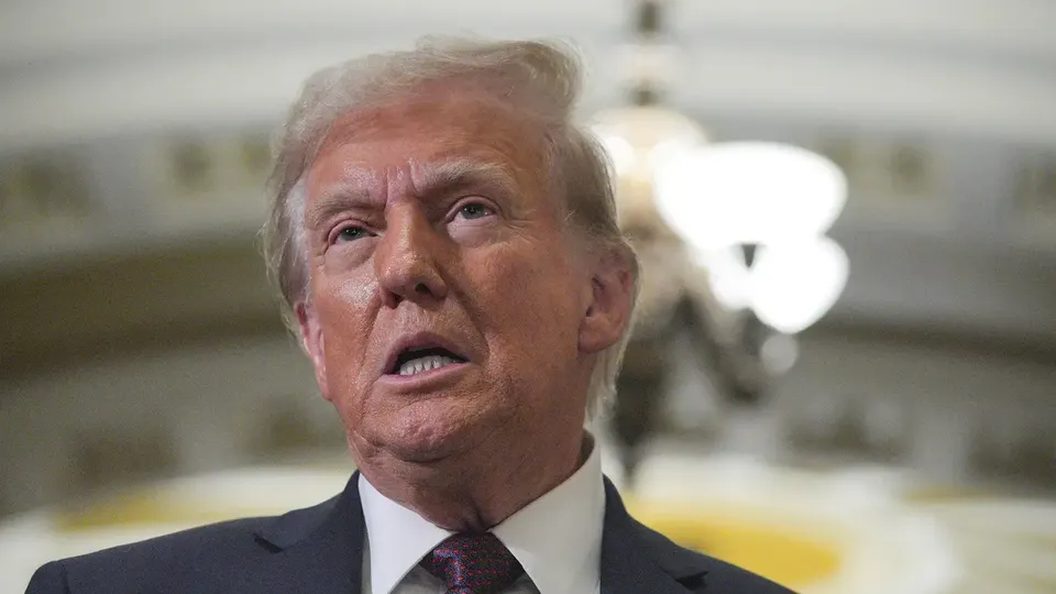 A equipe do presidente eleito dos EUA, Donald Trump, finaliza decretos que impactarão a imigração no país.