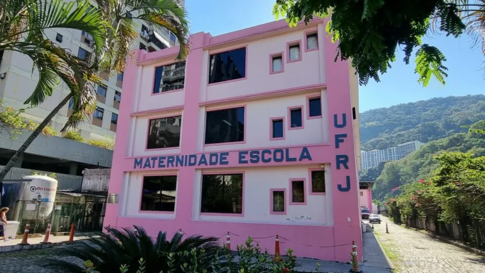 O Ministério Público do Rio de Janeiro acusa Evelise Pochmann da Silva de proferir ofensas racistas em desentendimento no trabalho.