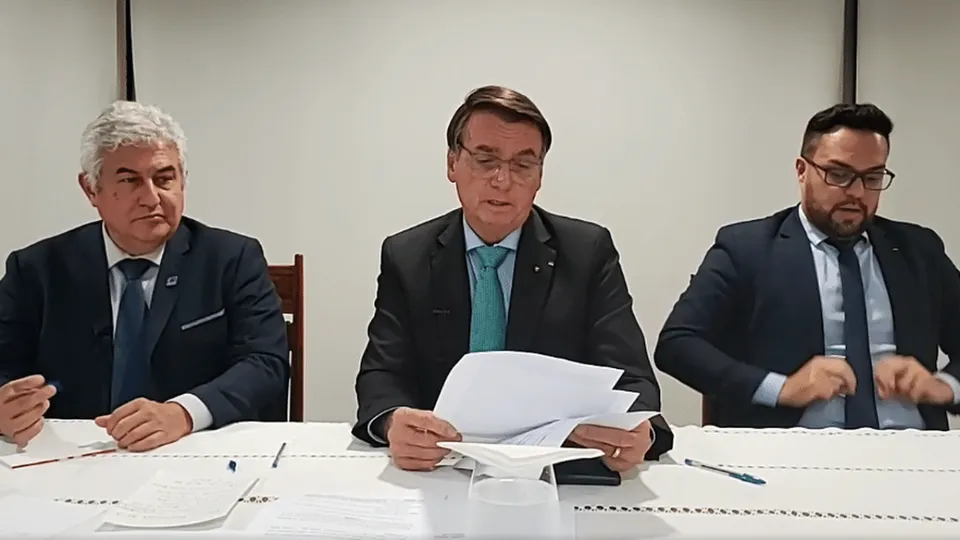 O ex-presidente Jair Bolsonaro (PL) expressou descontentamento com a candidatura de Marcos Pontes (PL-SP) à Presidência do Senado.