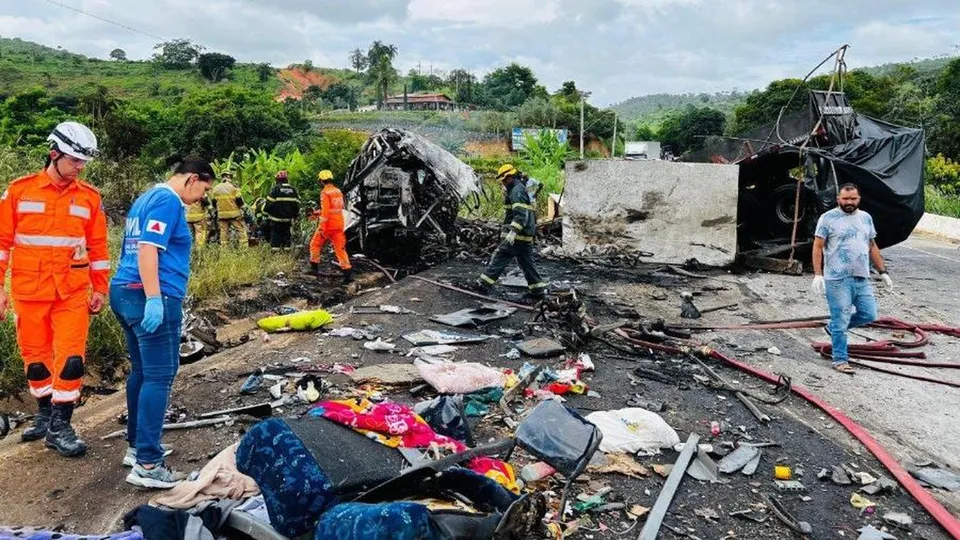 Motorista de carreta que causou tragédia na BR-116 é preso no Espírito Santo