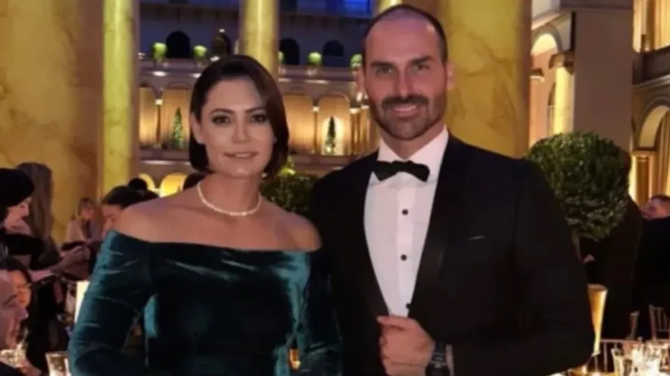O deputado federal Eduardo Bolsonaro esclarece por que não participou da cerimônia de posse de Donald Trump em Washington.