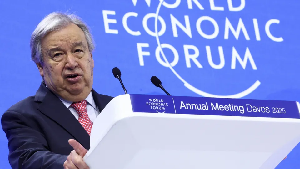 Durante o Fórum Econômico Mundial, o chefe da ONU alertou sobre os riscos da IA e da crise climática para a humanidade.