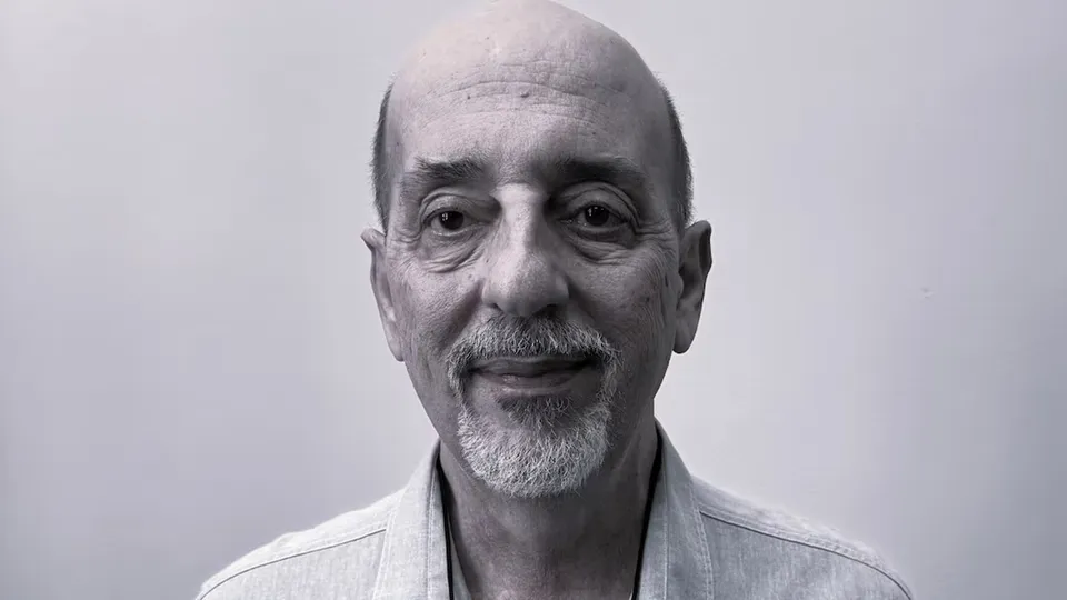O auditor fiscal Marco Antônio D’Amico, de 67 anos, caiu de escada ao desembarcar de voo em São Paulo. Acidente ocorreu no domingo, 19.