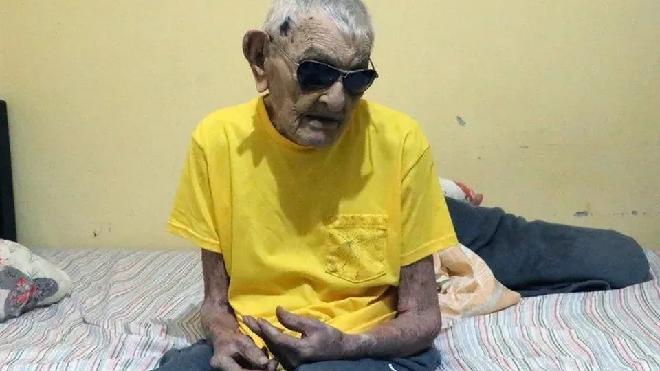 Cearense de 112 anos, último sobrevivente nascido em 1912, vive em Apuiarés, CE, e é reconhecido pelo Guinness.