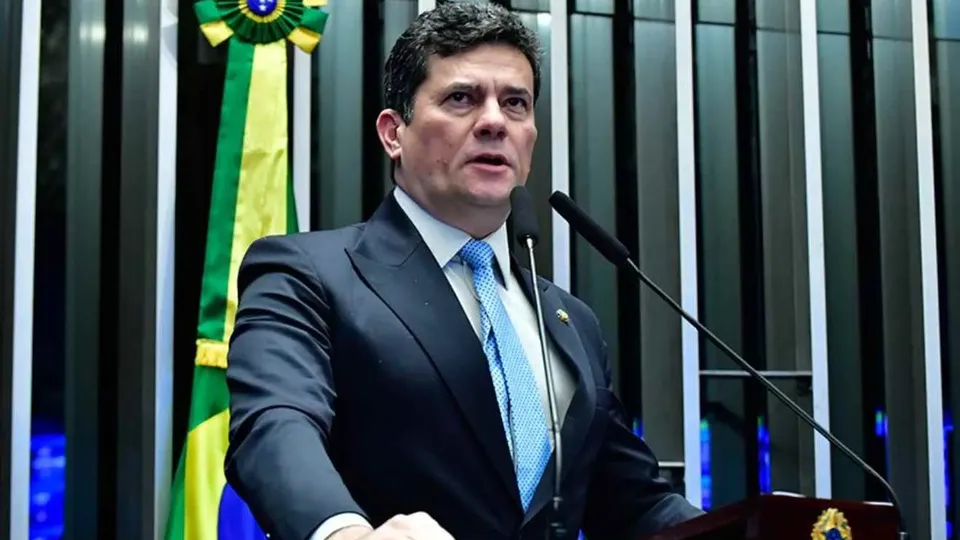 Condenação está ligada à Operação Sequaz, que desmantelou plano de atentado contra o senador e ex-juiz federal.