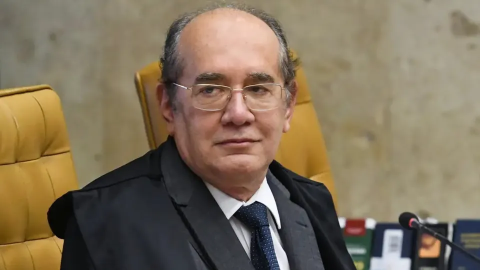 O ministro do STF, Gilmar Mendes, afirmou que a discussão sobre semipresidencialismo será essencial na agenda política de 2025.
