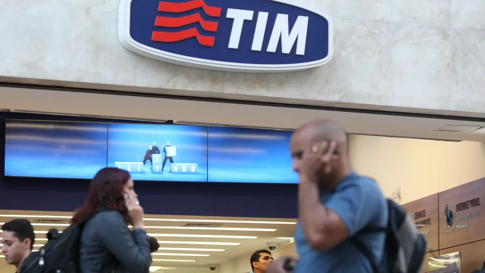 A operadora TIM apresenta o TIM Block Pin, que promete segurança e praticidade para usuários durante o festival.