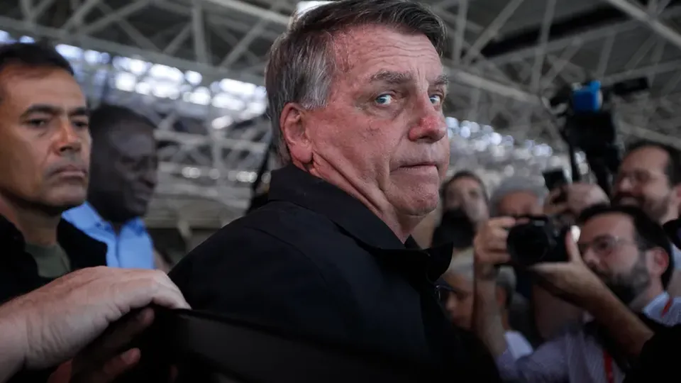 Bolsonaro defende apoio a Alcolumbre e busca vice do PL para pautar anistia