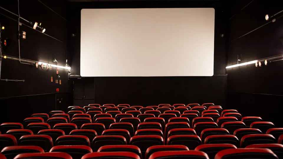 De 6 a 12 de fevereiro, redes de cinema oferecem ingressos a preços acessíveis e opções de combos.