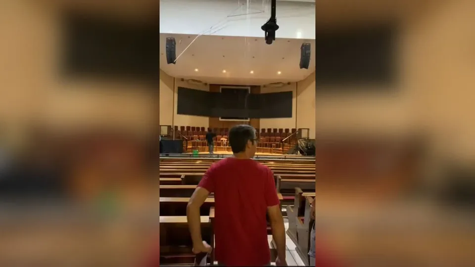 Teto de igreja desaba durante culto em São José do Rio Preto