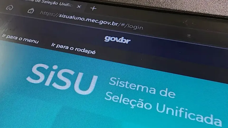 Universidades suspendem matrículas do Sisu devido à falta de dados do MEC