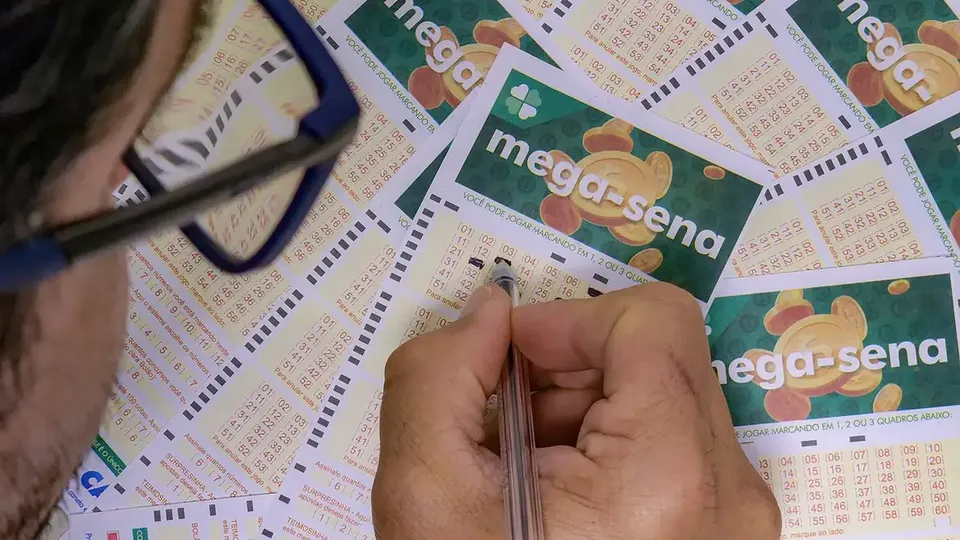 Concurso 2.821 não teve ganhadores das seis dezenas sorteadas. A quina premiou 28 apostas com R$ 52.181,99 cada.