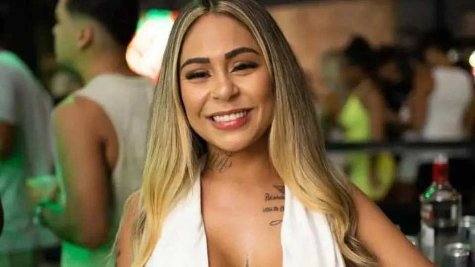 Anna Polly, de 28 anos, morreu em circunstâncias ainda não esclarecidas; polícia investiga o caso