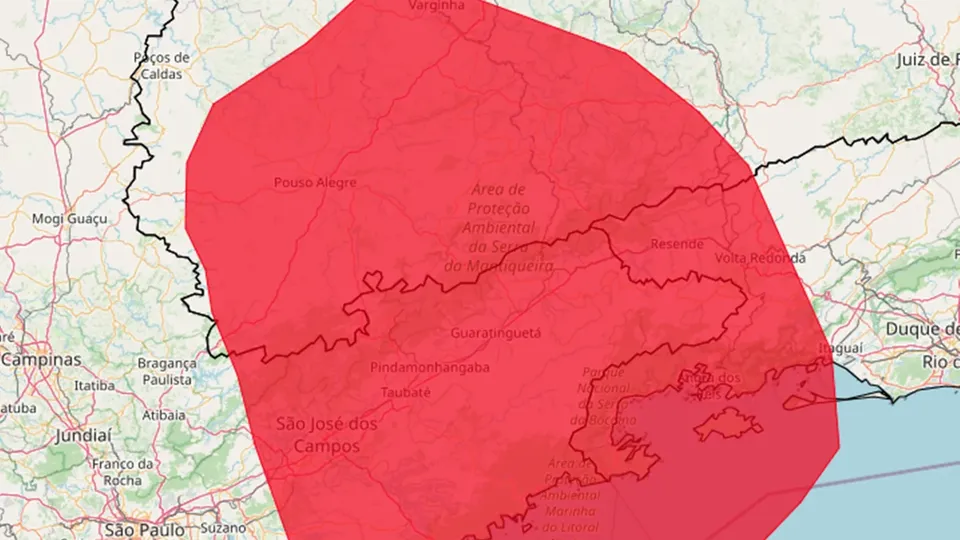 Inmet emite alerta vermelho para chuvas intensas em Minas Gerais, São Paulo e Rio de Janeiro