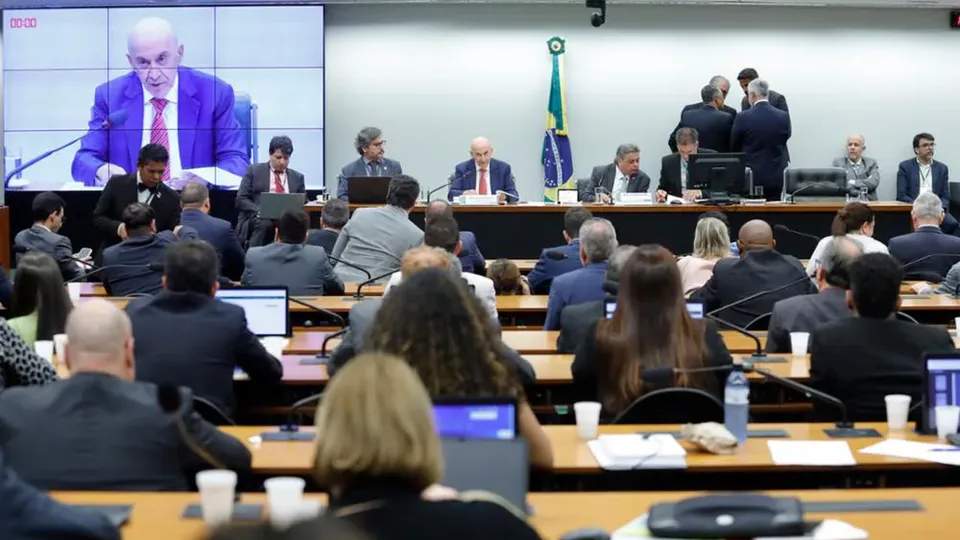 Deputado Júlio Arcoverde, presidente da CMO, confirmou a data da reunião para apresentação do relatório do PLOA 2025, mas a votação ainda não tem data definida.