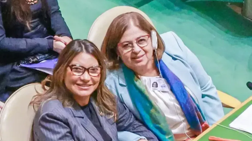 Cida Gonçalves afirmou que atende a primeira-dama e ao presidente, mas ignora outros ministros, segundo gravação.