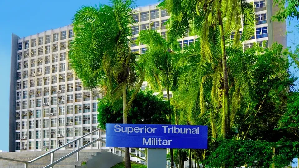 O edital do concurso do Superior Tribunal Militar oferece oportunidades para analistas e técnicos. Inscrições vão de 7 de março a 4 de abril.