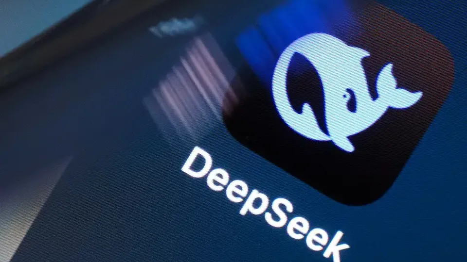 Pesquisadores revelam que DeepSeek pode enviar dados de usuários para a China Mobile, proibida nos EUA.