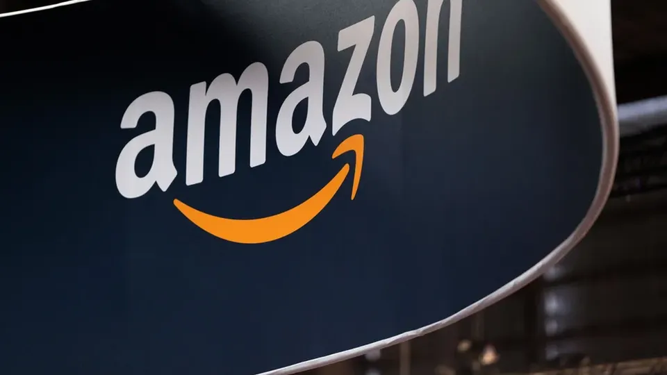 Com crescimento impulsionado pelas vendas de fim de ano, lucro líquido da Amazon atinge US$ 59,24 bilhões em 2024.