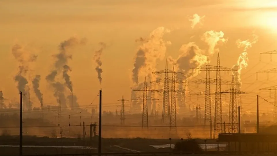 Apenas Brasil e poucos outros países apresentaram novos planos para reduzir emissões até 2035.