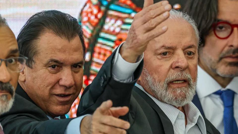 Quatro ministros do presidente Luiz Inácio Lula da Silva (PT) recebem salários extras por participarem de conselhos fiscais de empresas públicas do Sistema S.