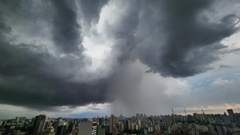 Temperaturas devem cair a partir de quarta-feira com chegada de frente fria